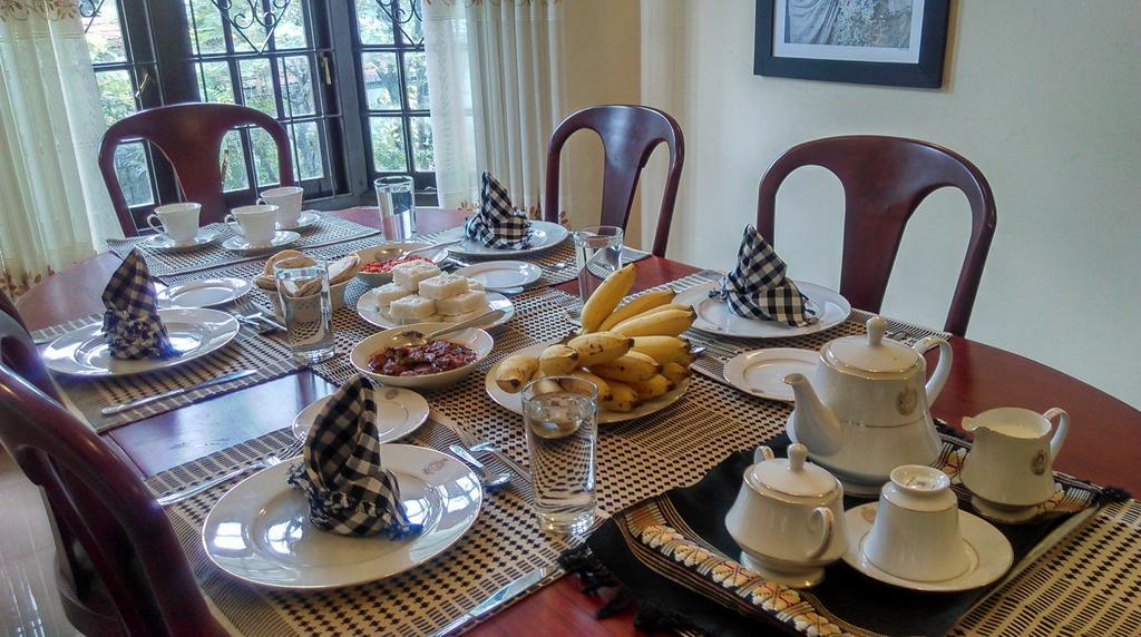 Glory Homestay Канди Екстериор снимка