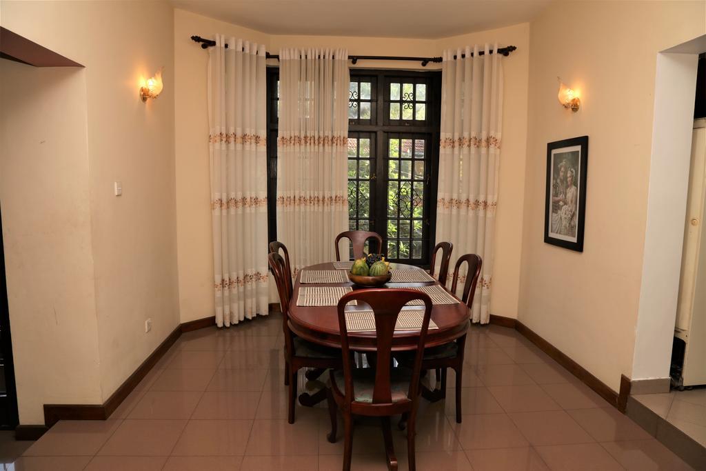 Glory Homestay Канди Екстериор снимка